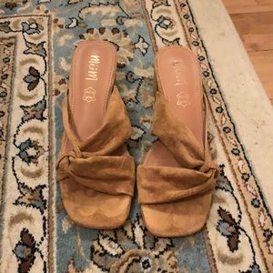 Lulu’s Sandals